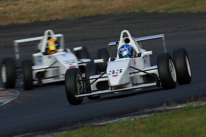 決勝2位は伊藤慎之典（テイクファーストチャリ走10V）