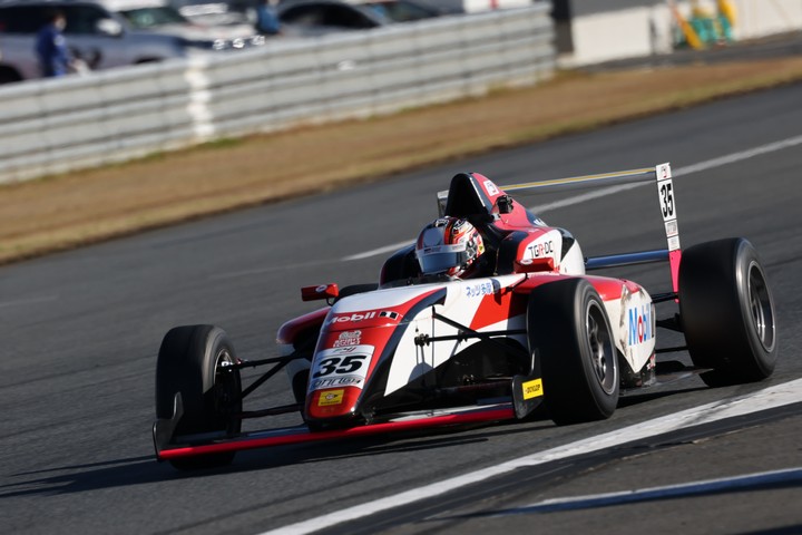 決勝4位は野中誠太（TGR-DC RSトムススピリットF4）