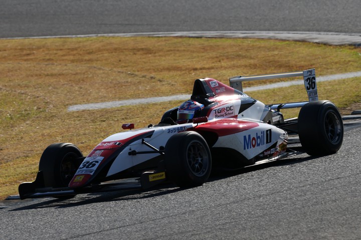 決勝2位は荒川麟（TGR-DC RSトムススピリットF4）