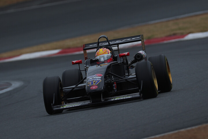 予選8位は翁長実希（フジタ薬局アポロ電工MP/MT）