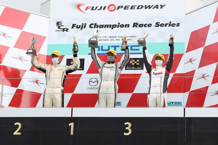 ジェントルマンクラスの表彰式