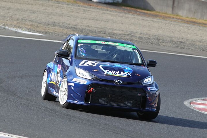 ST-2クラスで今季初登場のENDLESS GR YARIS（小河諒／花里祐弥）は予選3位