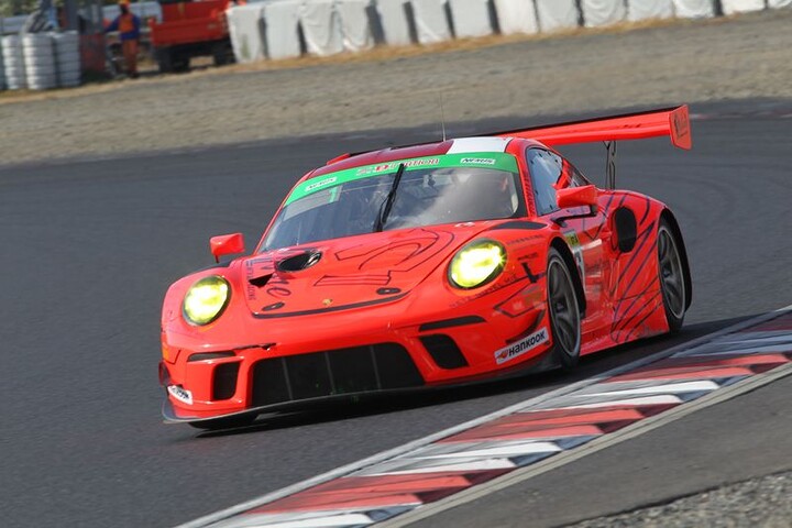 ST-Xクラス優勝はポルシェセンター岡崎911 GT3R（永井宏明／上村優太／中山雄一）