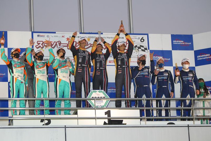 ST-1クラスの表彰式