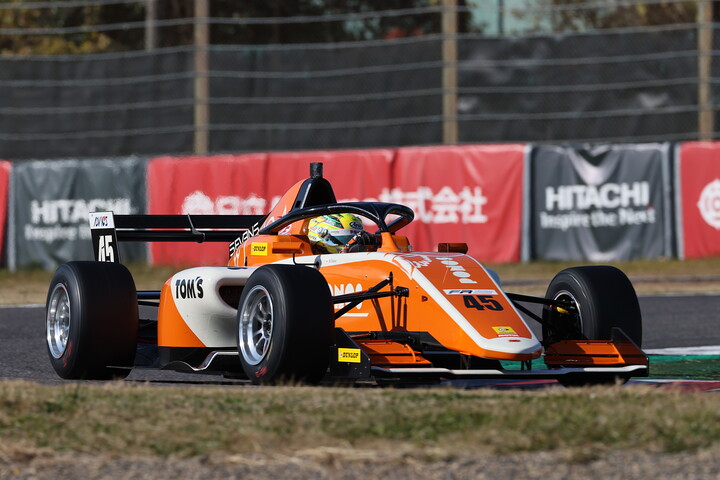 ポールポジションは大草りき（PONOS Racing）