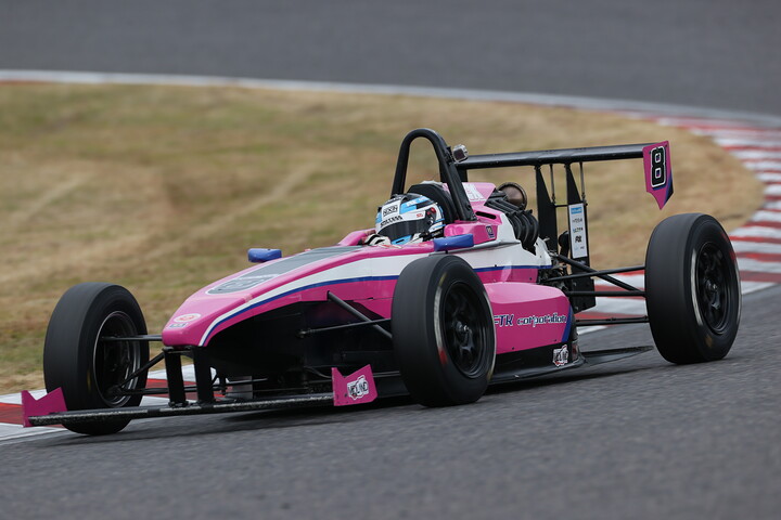 日本一決定戦: Aグループ第1レグ優勝は岡本大地（FTK・レヴレーシングガレージ）