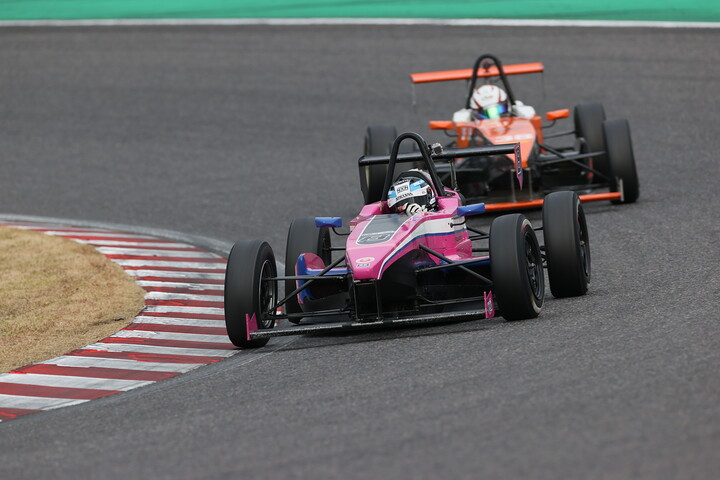 日本一決定戦: Aグループ第1レグ、岡本大地と上野大哲の争い