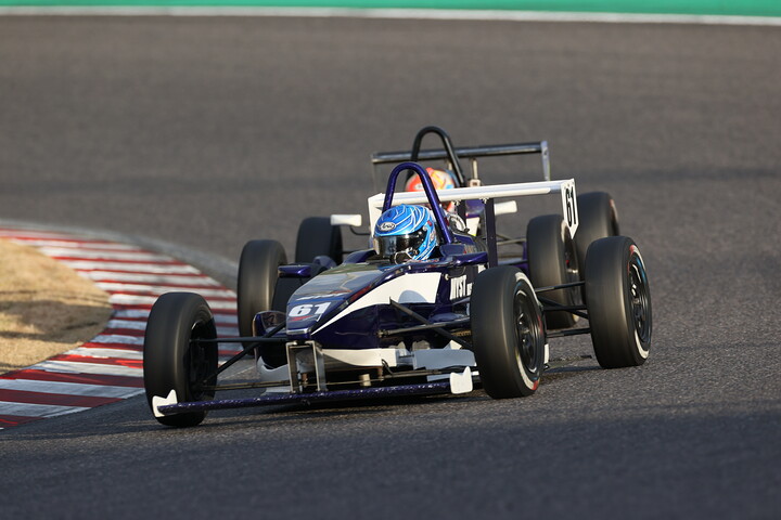 日本一決定戦: Bグループ第1レグ、高木悠帆と髙口大将の2位争い