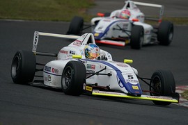 優勝は小出峻（HFDP/SRS/コチラレーシング）