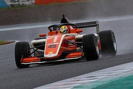 ポールポジションは大草りき（PONOS Racing）