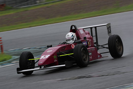 予選6位は四倉悠聖(ZAP日本平中自動車10V ED) 予選6位は四倉悠聖(ZAP日本平中自動車10V ED)