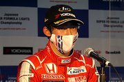 決勝記者会見: 優勝した佐藤蓮（TODA RACING）
