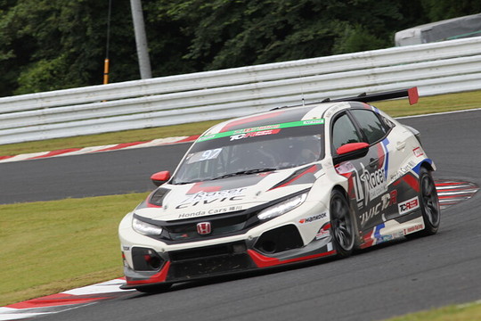 ST-TCRクラス優勝は遠藤光博／中野信治／小出峻／原田健太組（97号車・Racer Hondaカーズ桶川CIVIC）