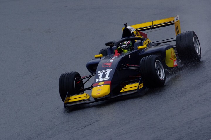 マスタークラス優勝はHIROBON（Rn-sports F111/3） 