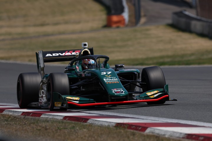 予選2位は宮田莉朋（Kuo VANTELIN TOM'S SF19）