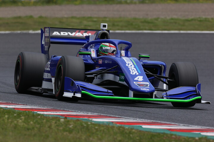 フリー走行1回目: 4位はサッシャ・フェネストラズ（REALIZE Corporation KONDO SF19）