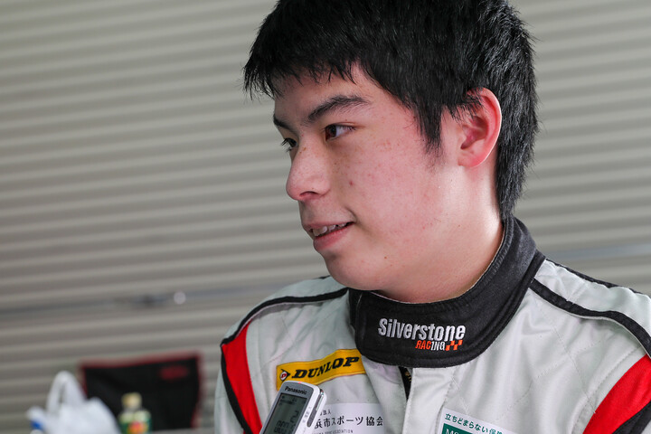 予選5位の村田悠磨（ZAP SPEED 10V ED）