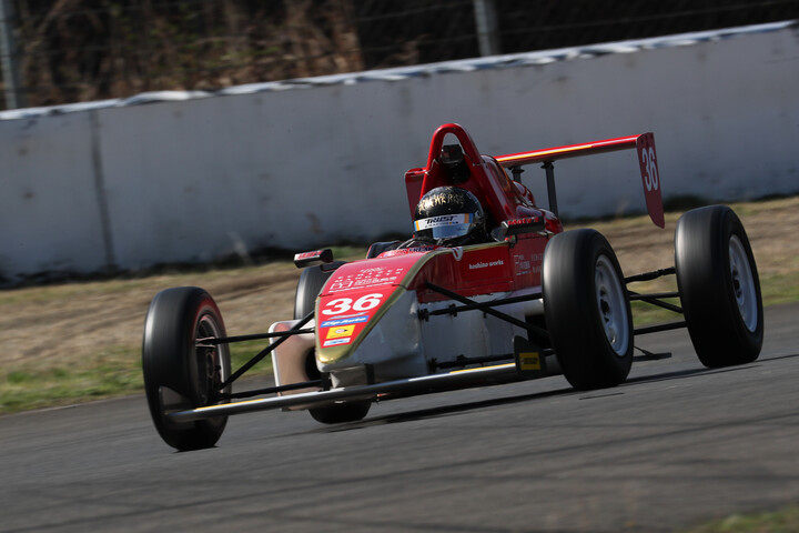 予選6位は池内比悠（アルビLINK LINE GIA ED）