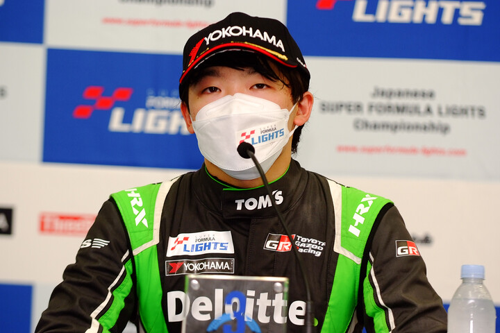 決勝記者会見: 3位の古谷悠河（TOM'S）