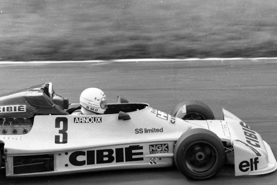 1978年全日本F2鈴鹿グレート20レース: ルネ・アルヌーはリタイア