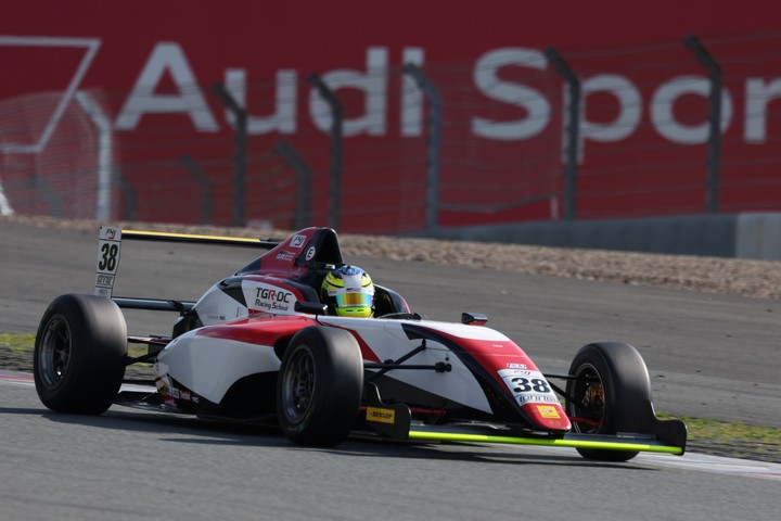 Aグループ予選: 第1戦6位、第2戦トップタイムの平安山良馬（TGR-DC RSフィールドF4）