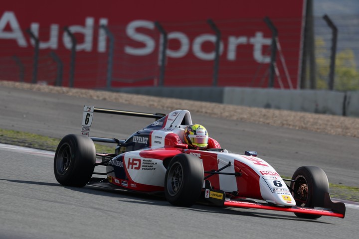 Aグループ予選: 第1戦トップタイム、第2戦7位の西村和真（HFDP RACING TEAM）