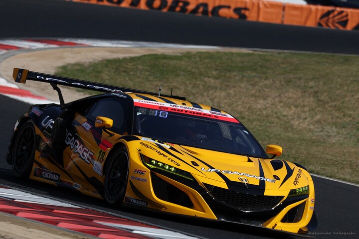公式予選: UPGARAGE NSX GT3（小林崇志／太田格之進）