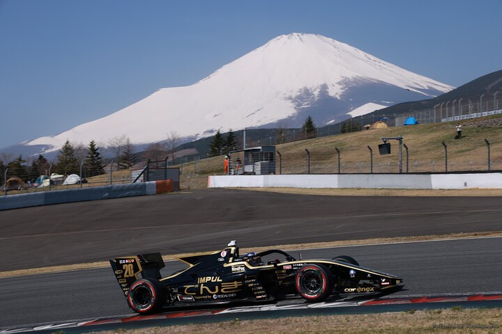 公式予選: 平川亮（carenex TEAM IMPUL SF19）
