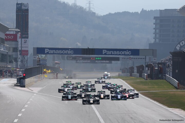 決勝: スタートシーン