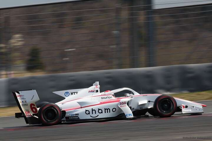 公式予選: 大津弘樹（DOCOMO DANDELION M6Y SF19）