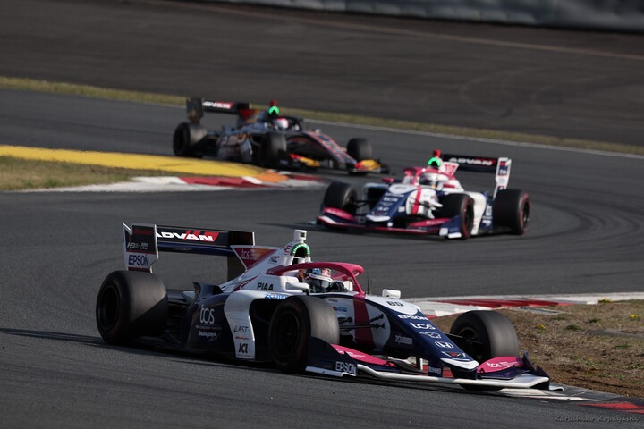 決勝: 大湯都史樹（TCS NAKAJIMA RACING SF19）