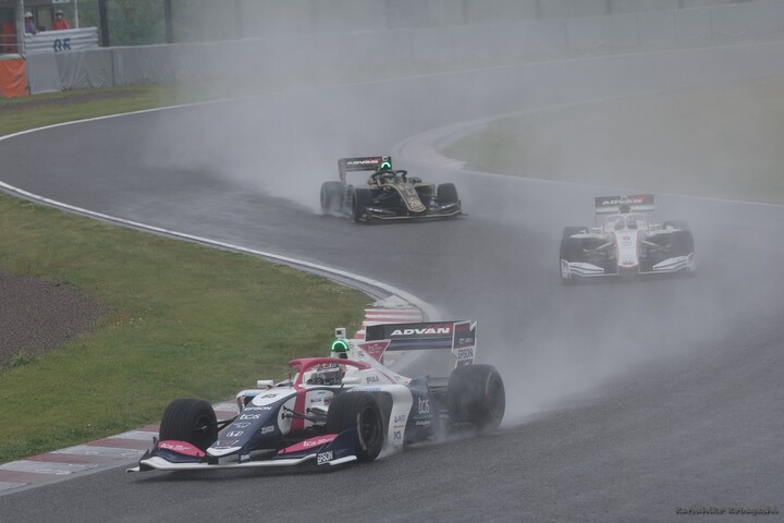 決勝: 大湯都史樹（TCS NAKAJIMA RACING SF19）
