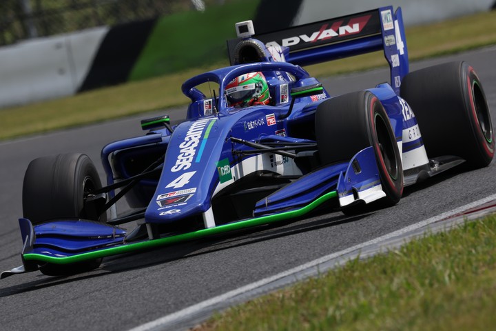 決勝2位はサッシャ・フェネストラズ（REALIZE Corporation KONDO SF19）