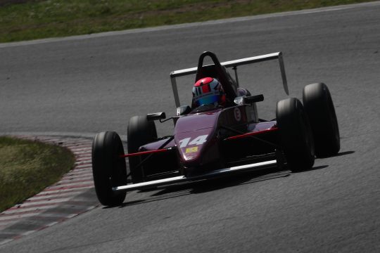 予選4位は稲葉摩人(ZAP SPEED 10V ED)