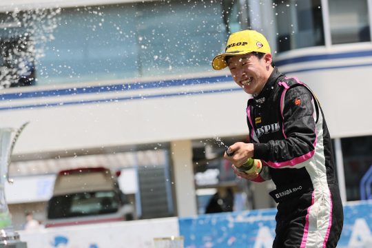 決勝3位の稲葉摩人(ZAP SPEED 10V ED)