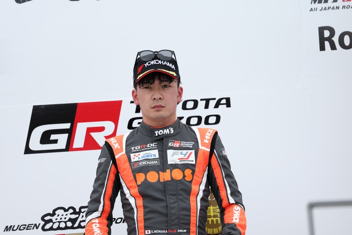 決勝記者会見: 3位の野中誠太（TOM'S）