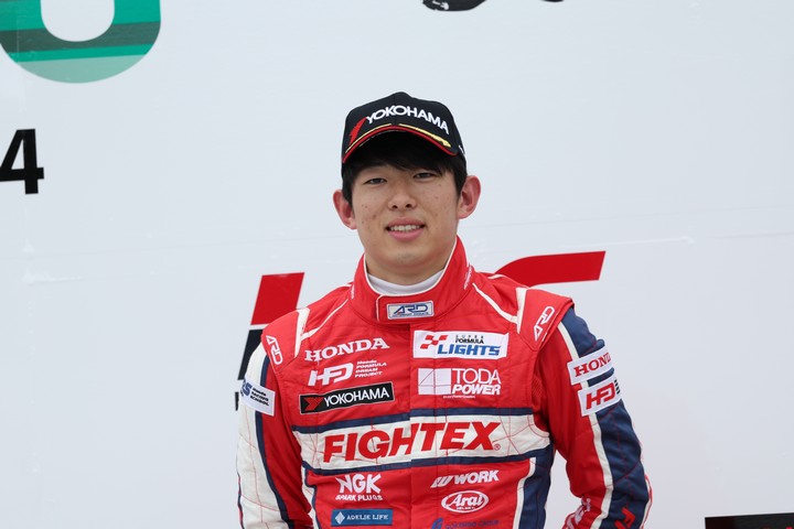 決勝記者会見: 2位の太田格之進（TODA RACING）