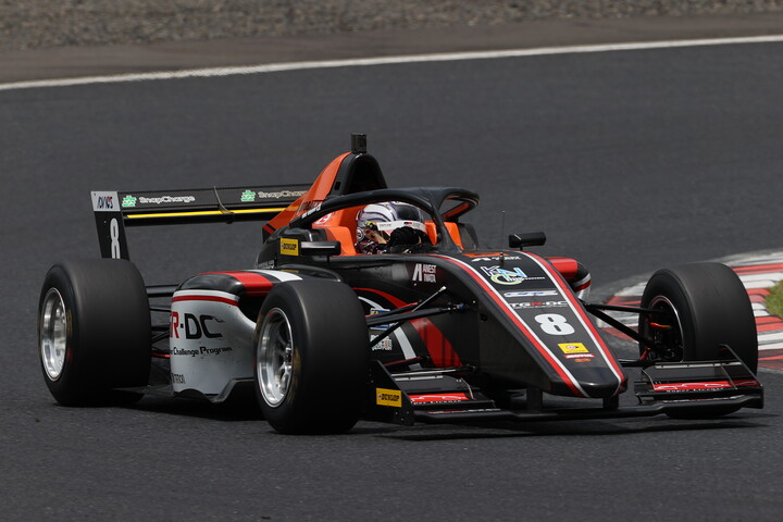 優勝は小山美姫（TGR-DC F111/3）