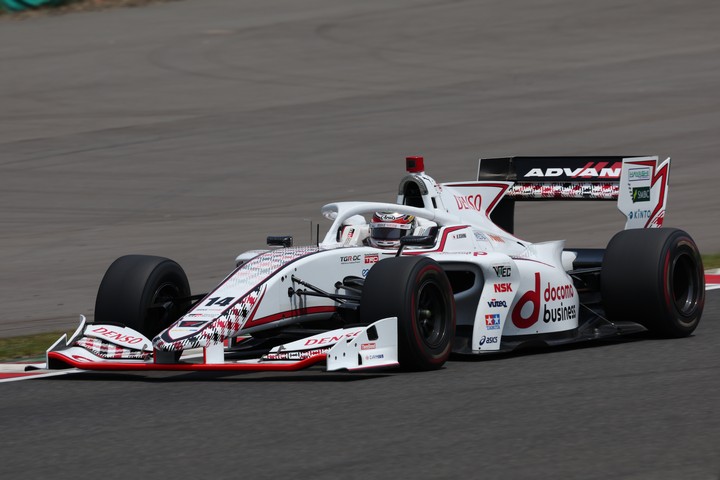 フリー走行2回目: 3位は大嶋和也（docomo business ROOKIE SF19）