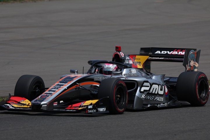 フリー走行2回目: 2位は坪井翔（P.MU/CERUMO･INGING SF19）