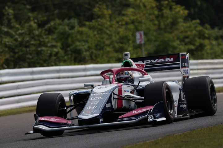 決勝2位は大湯都史樹（TCS NAKAJIMA RACING SF19）