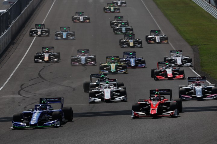 決勝がスタートした