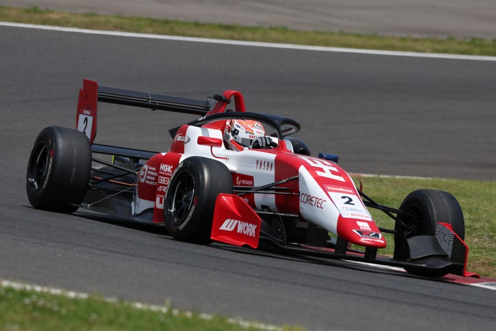 第10戦ポールポジション、第11戦予選2位の太田格之進（HFDP WITH TODA RACING）