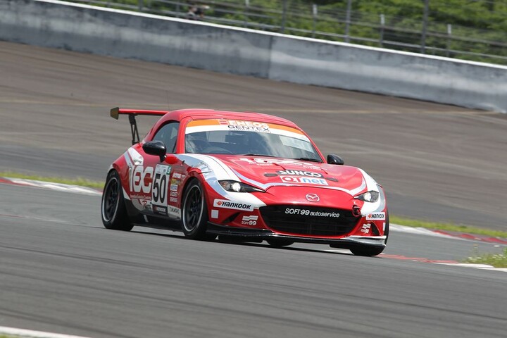 Love Drive Racing的萬事得Roadster ND在取得ST5組的杆位 (Picture: Motorsports Forum Japan)