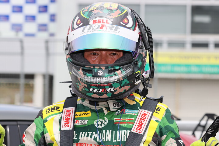 優勝したHIROBON（バースレーシングプロジェクト【BRP】）