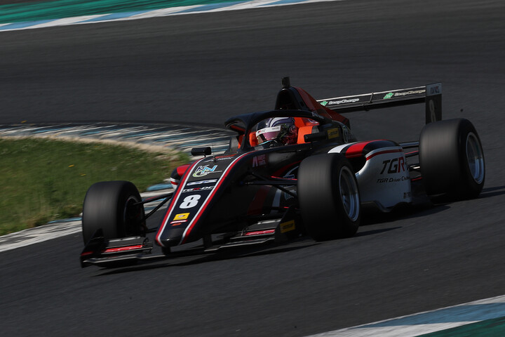 第3戦レース7、レース9ともポールポジションの小山美姫（TGR-DC F111/3）