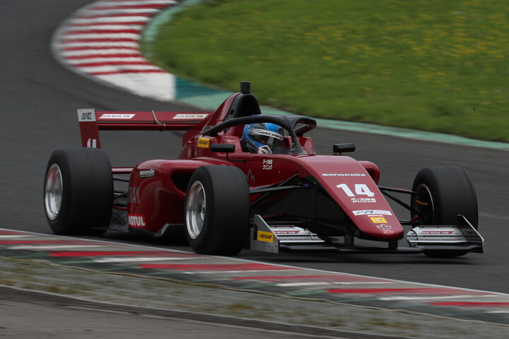 レース10, 12, 11マスタークラスポールポジションの田中輝揮（アスクレイ☆イーグルスポーツ）