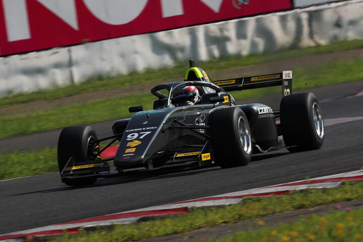 決勝2位は小川颯太（Bionic Jack Racing Scholarship FRJ）