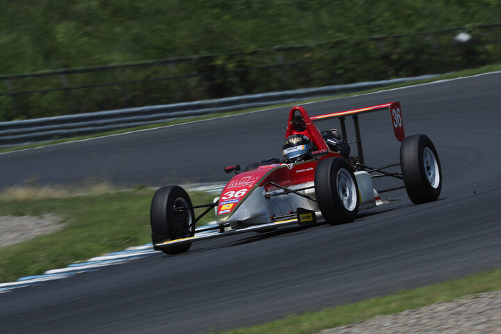 予選6位は池内比悠（アルビLINK LINE GIA ED）