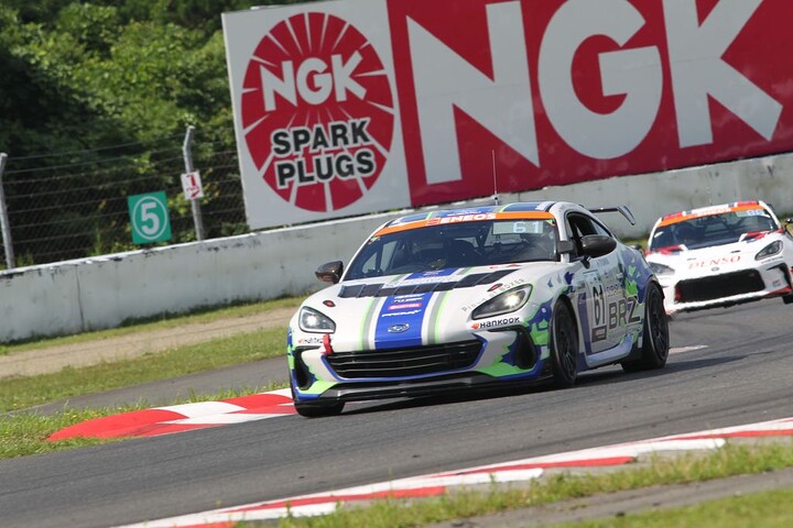 ST-Qクラス優勝はTeam SDA Engineering BRZ CNF Concept（井口卓人／山内英輝／廣田光一）